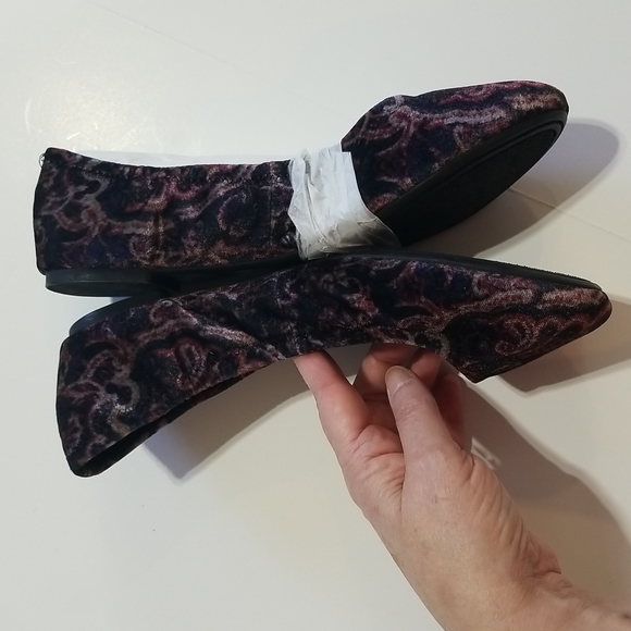 LUCKY BRAND Emmie Black Paisley Brocade Velvet Ballet Flat Shoe - NWOT - Picture 3 of 8